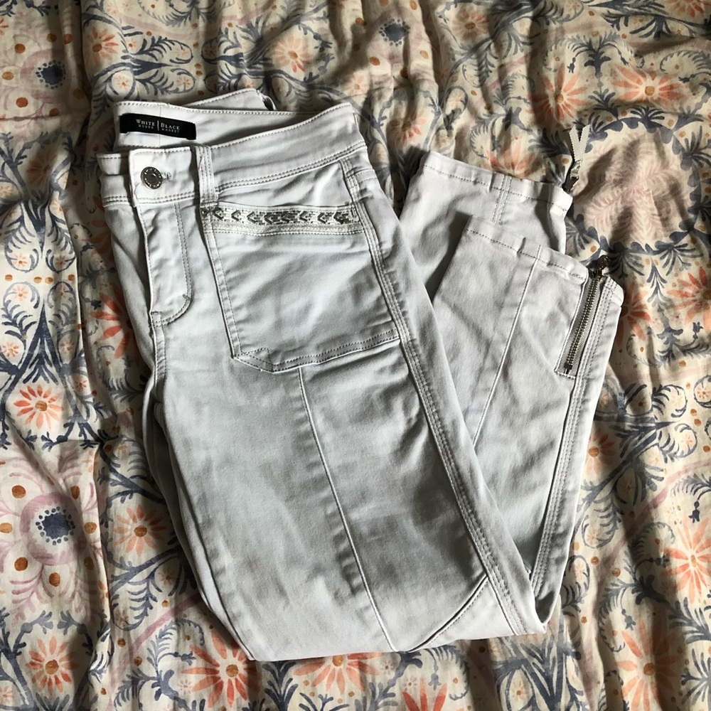 White House Black Market Embellished Slim Crop 00